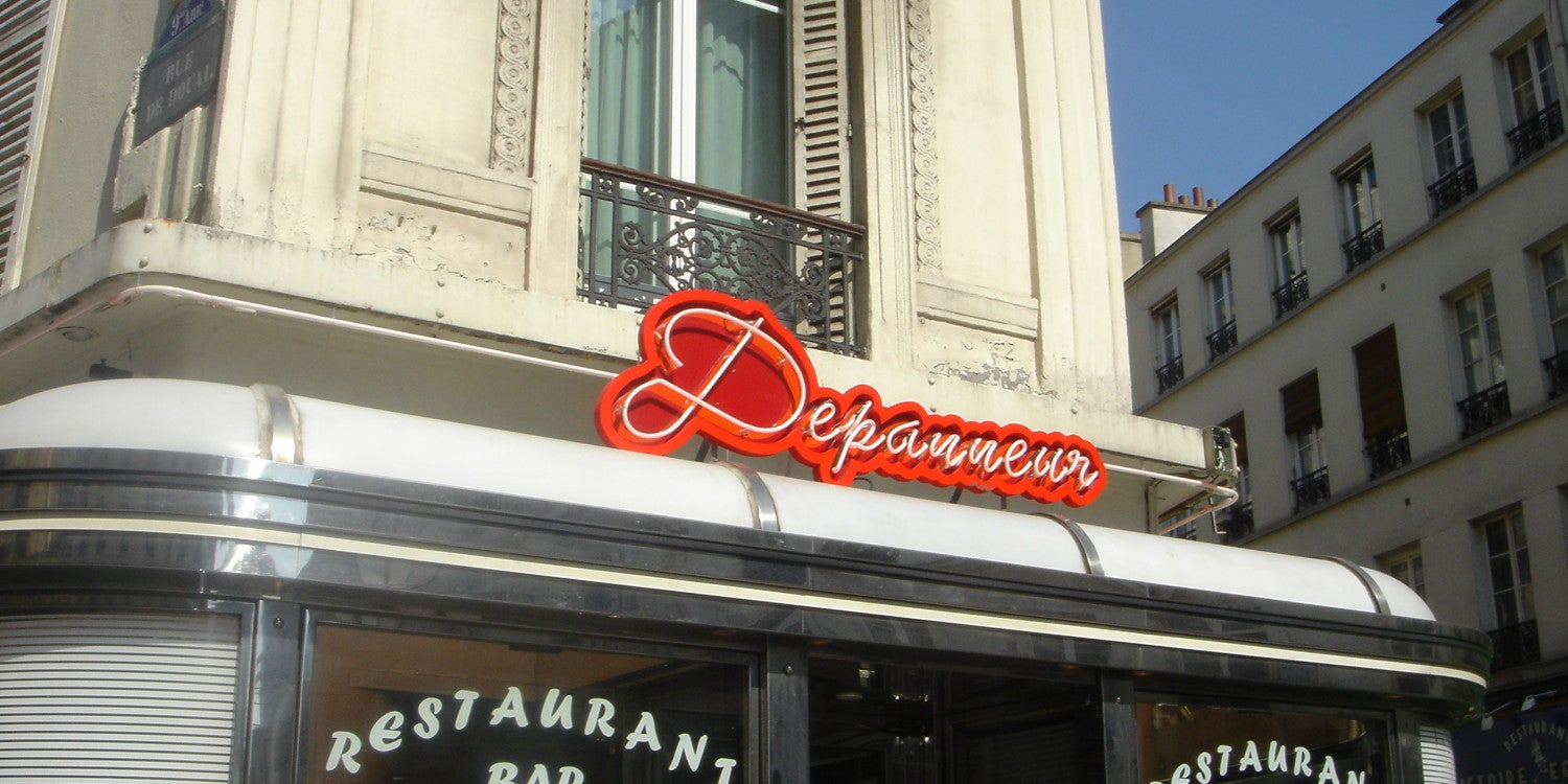 Enseigne en Lettres Néon