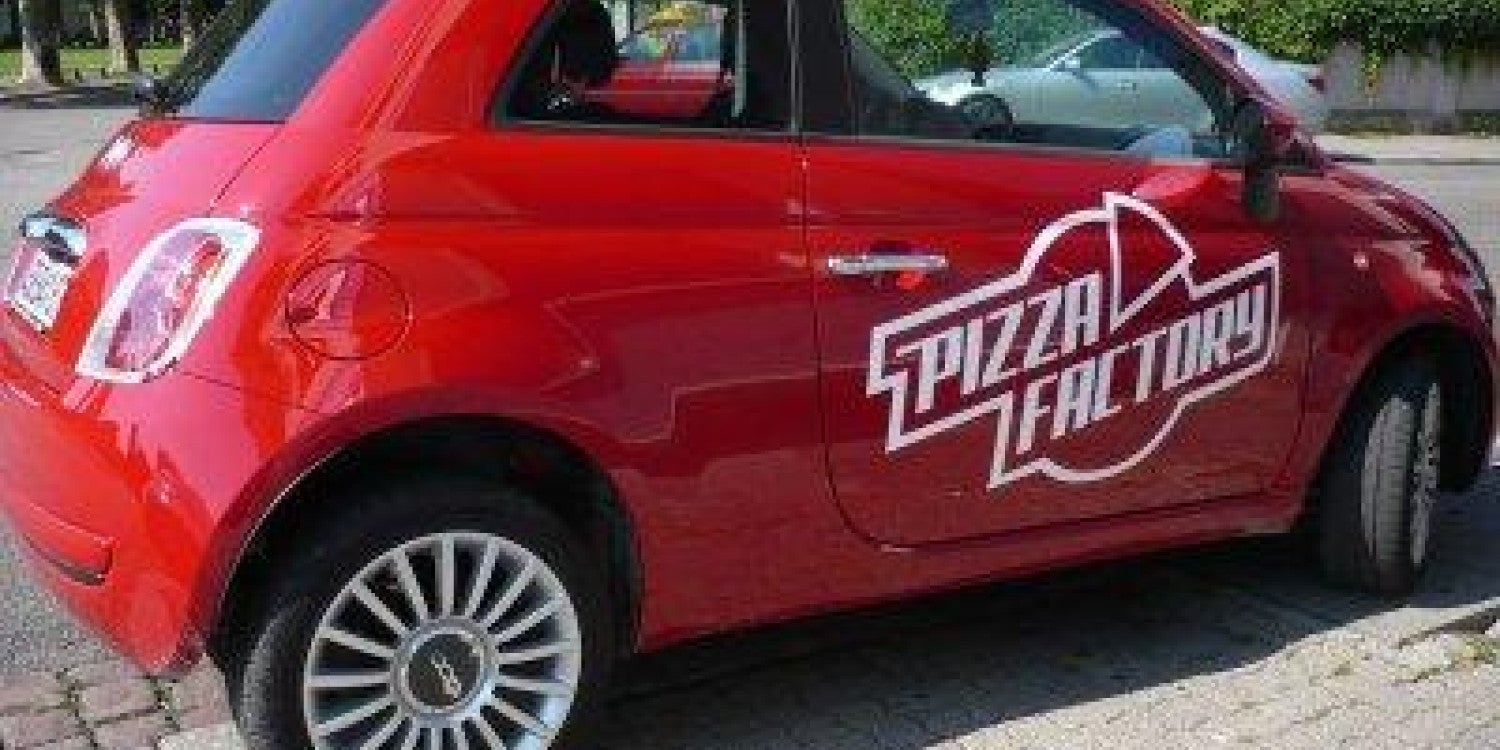 Lettrage voiture
