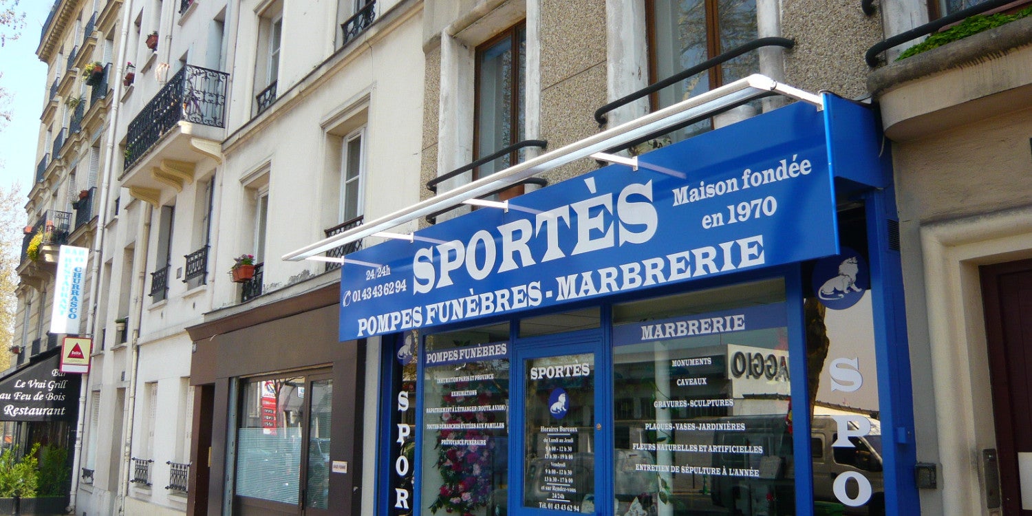 Panneau éclairé par Rampe