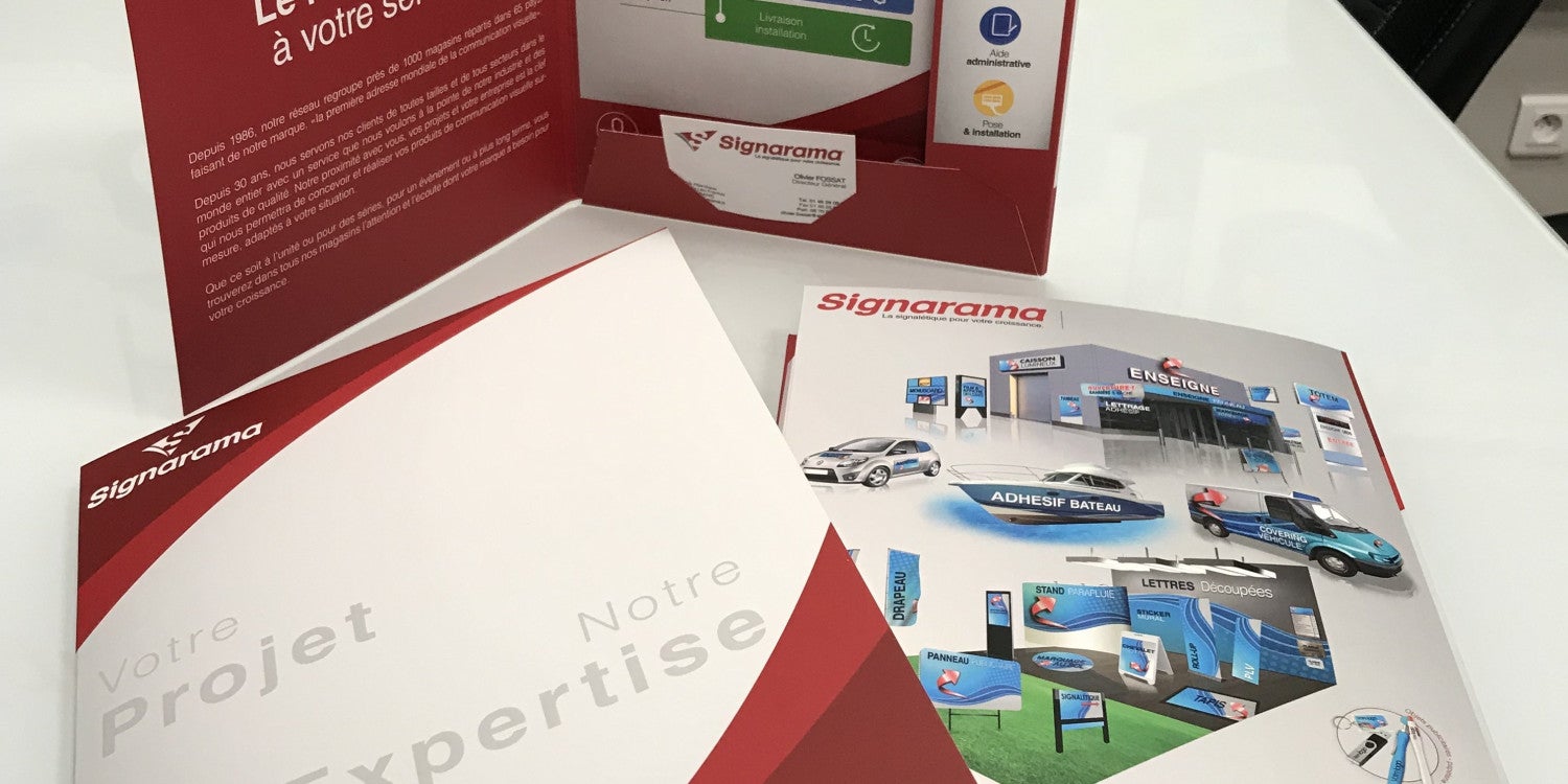 Brochure et dépliant