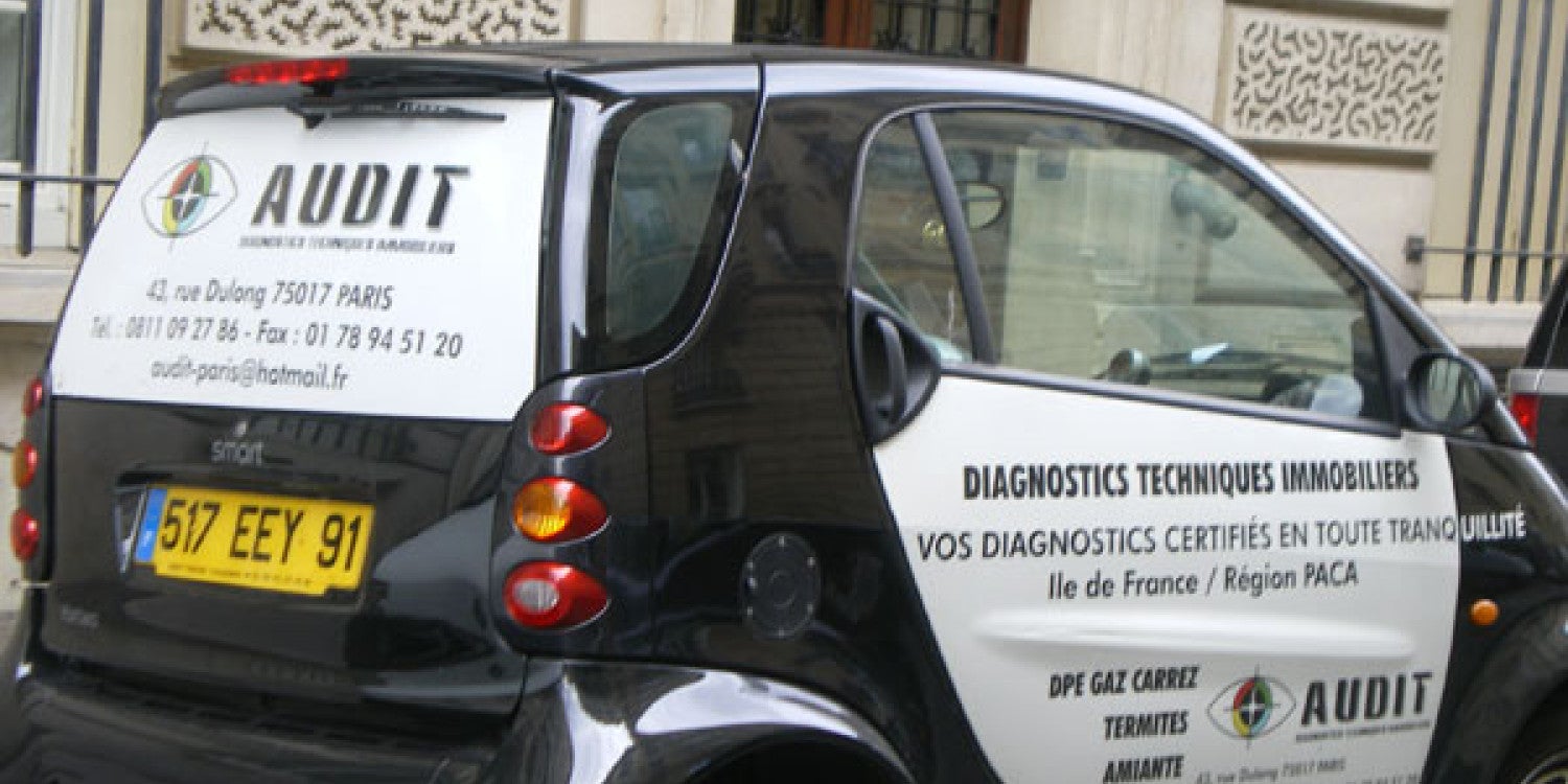 Micro perforé lunette arrière