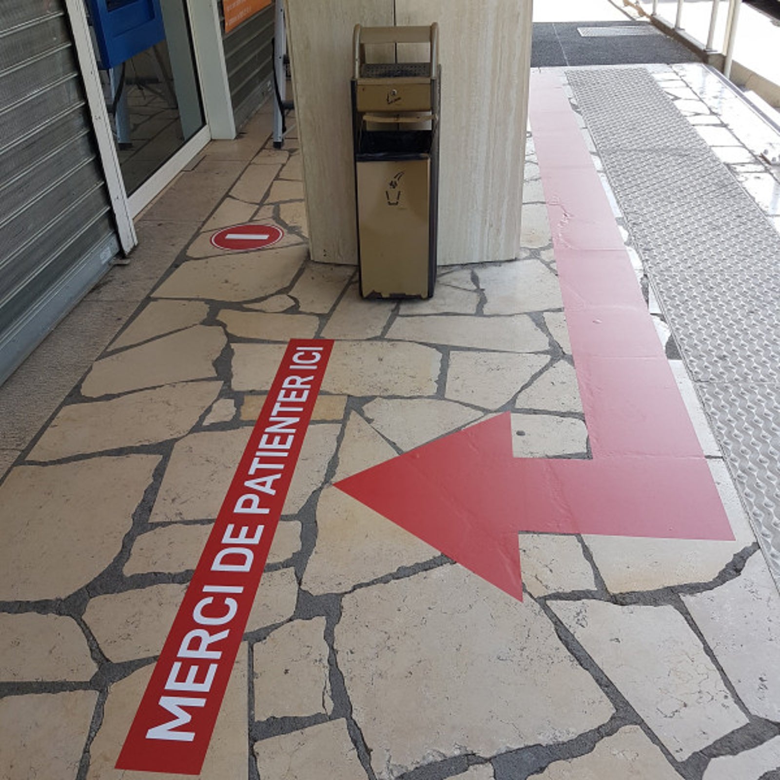 Marquage au sol