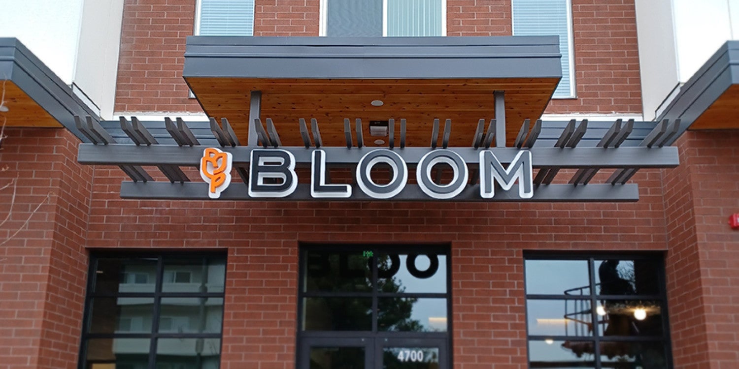 Building & Commercial Signs