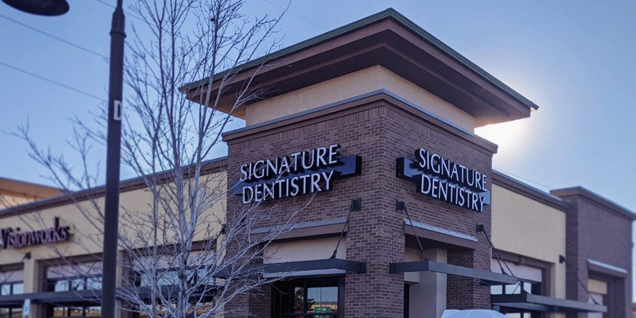 Custom Outdoor Signs for Business