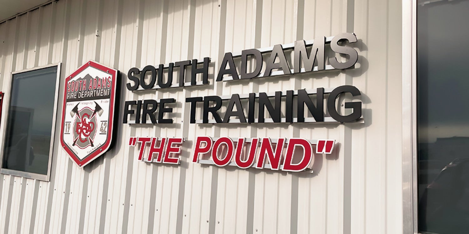 Business & Company Signs