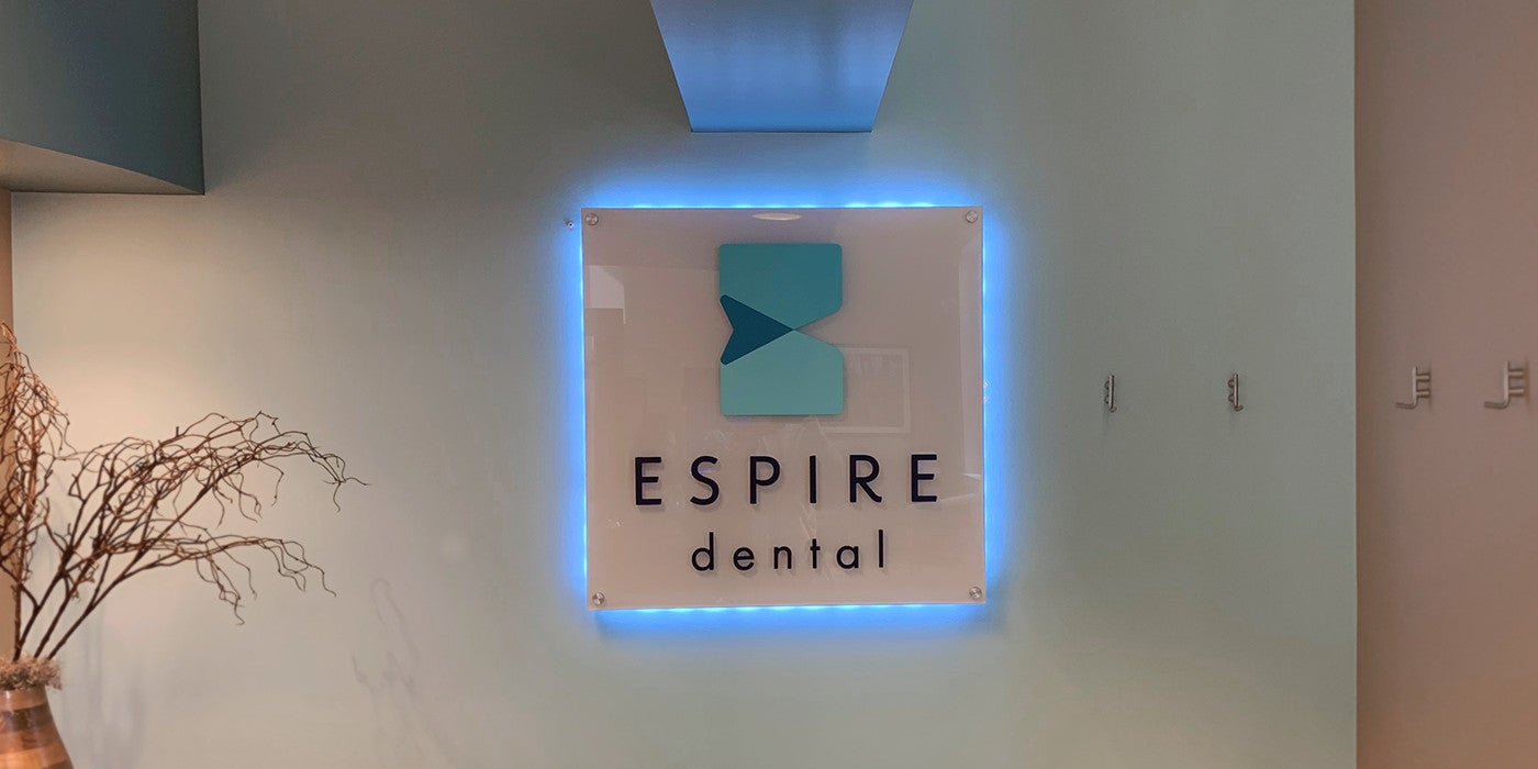 Illuminated & Lighted Signs