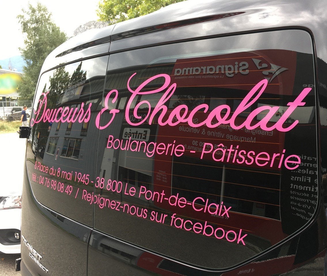 Lettrage véhicule