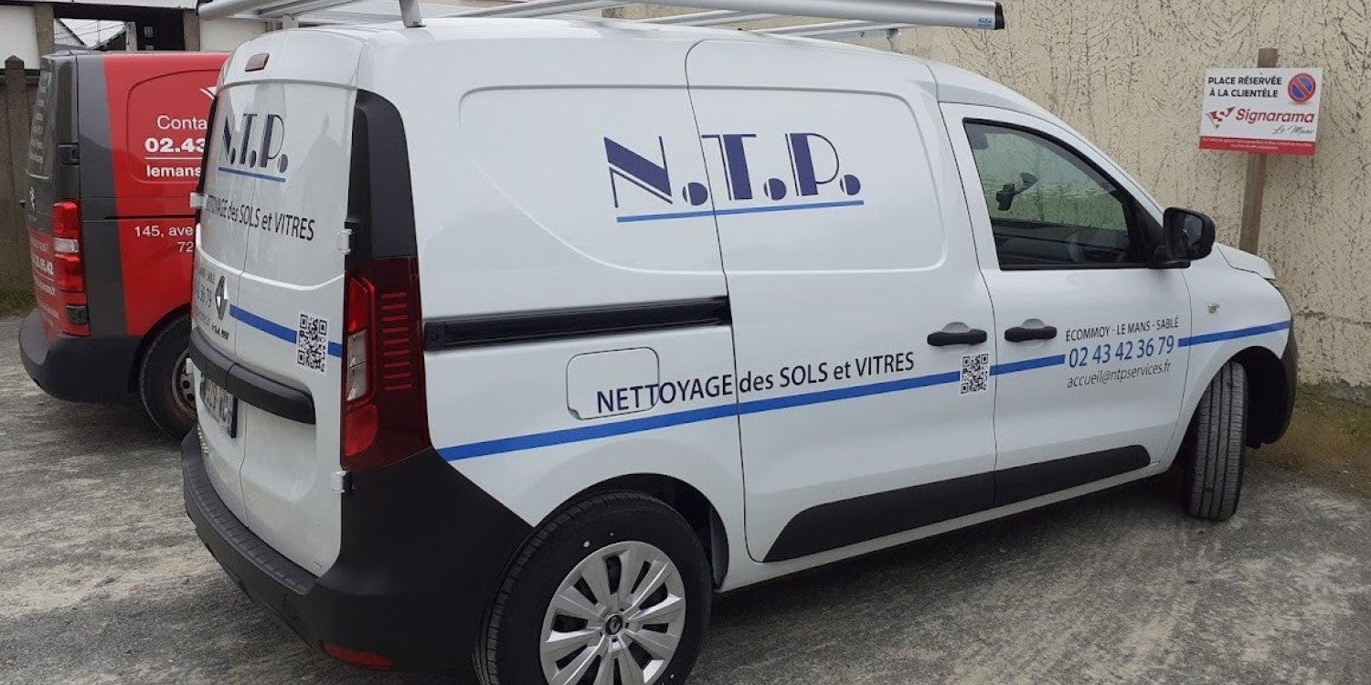 Lettrage voiture