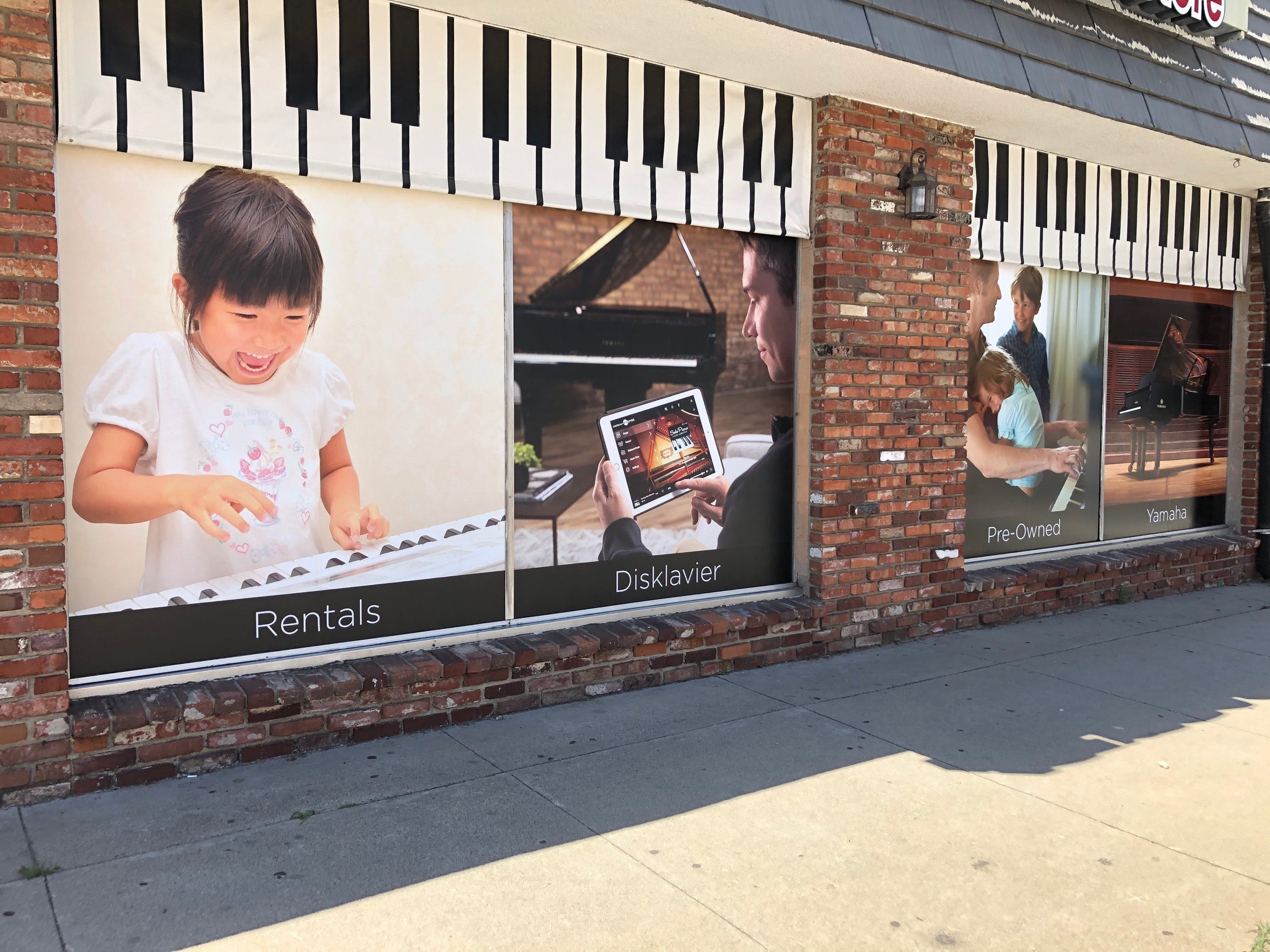 Window Signs & Signage
