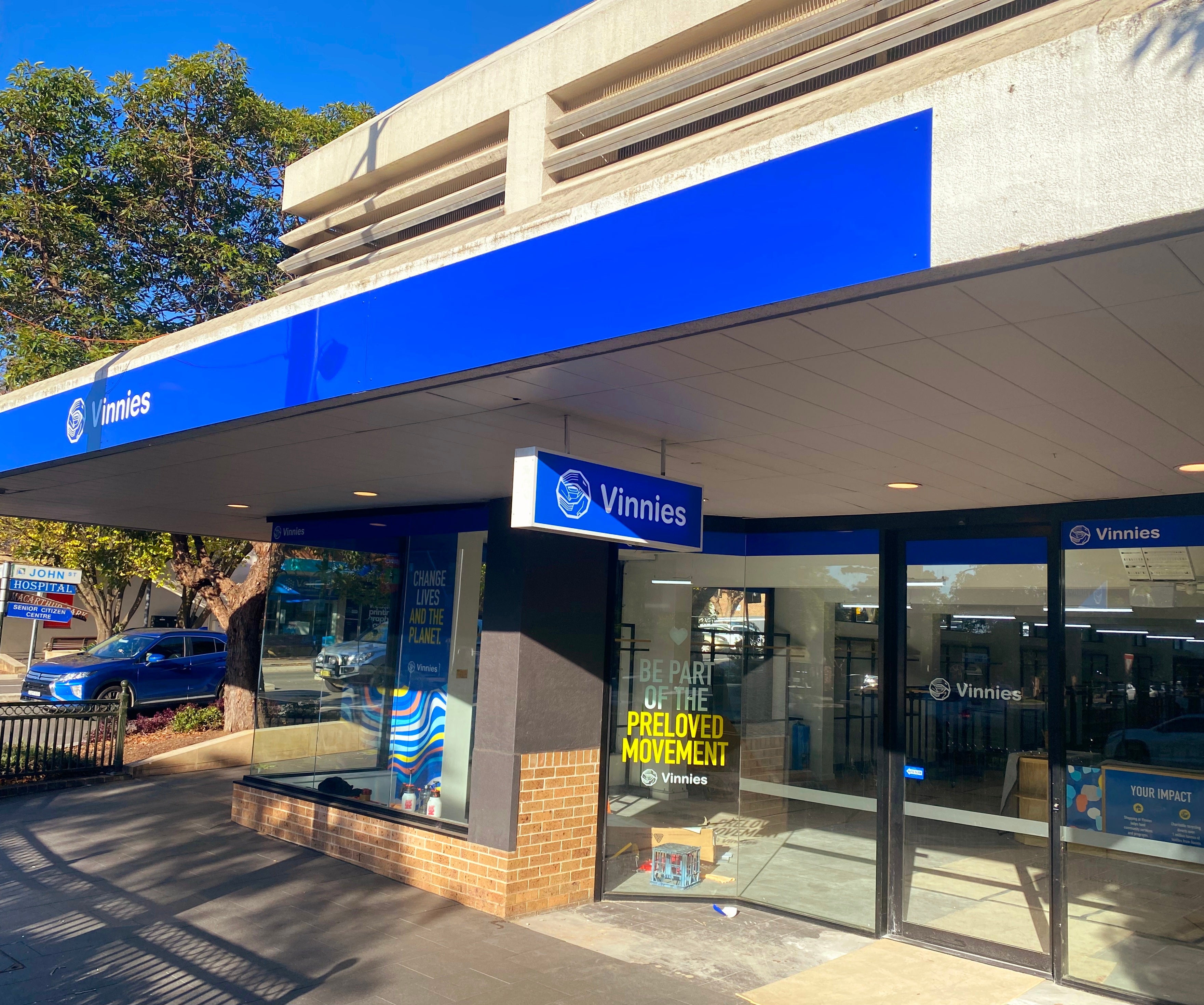 Vinnies signs Signarama