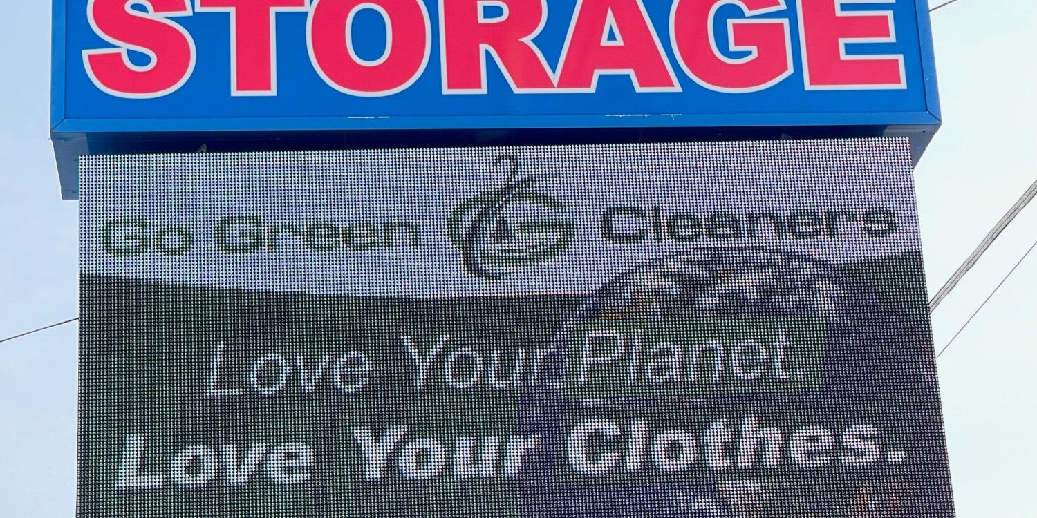 Digital Signs & Displays