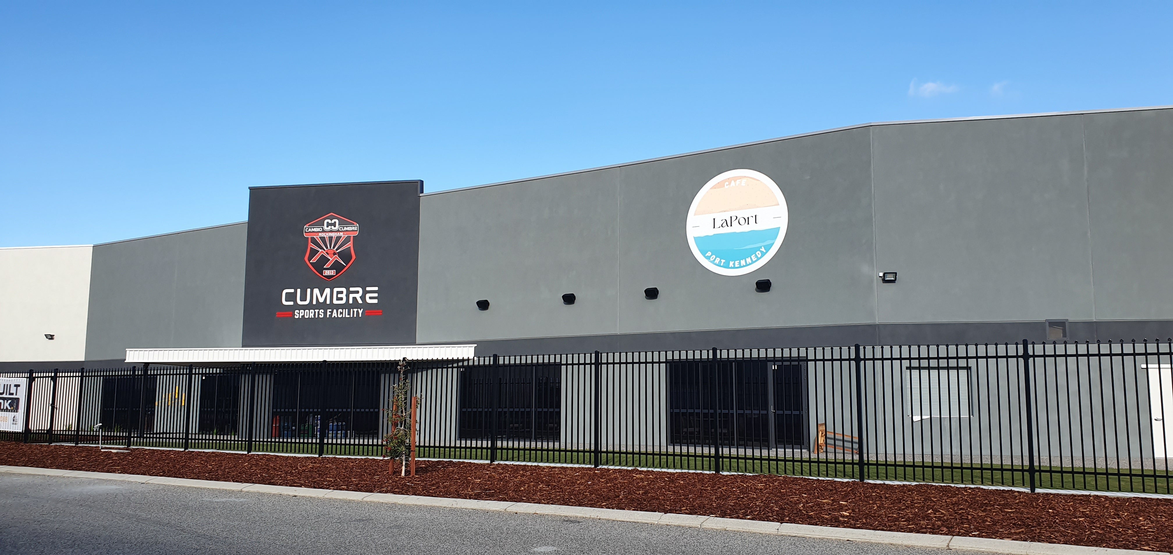 Cambio Cumbre Sports Facility