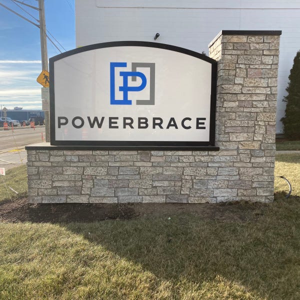 SignaramaFranklin_Powerbrace_MonumentSign_CustomBuilt_Installed_HDU_FauxBrick_LightedBox