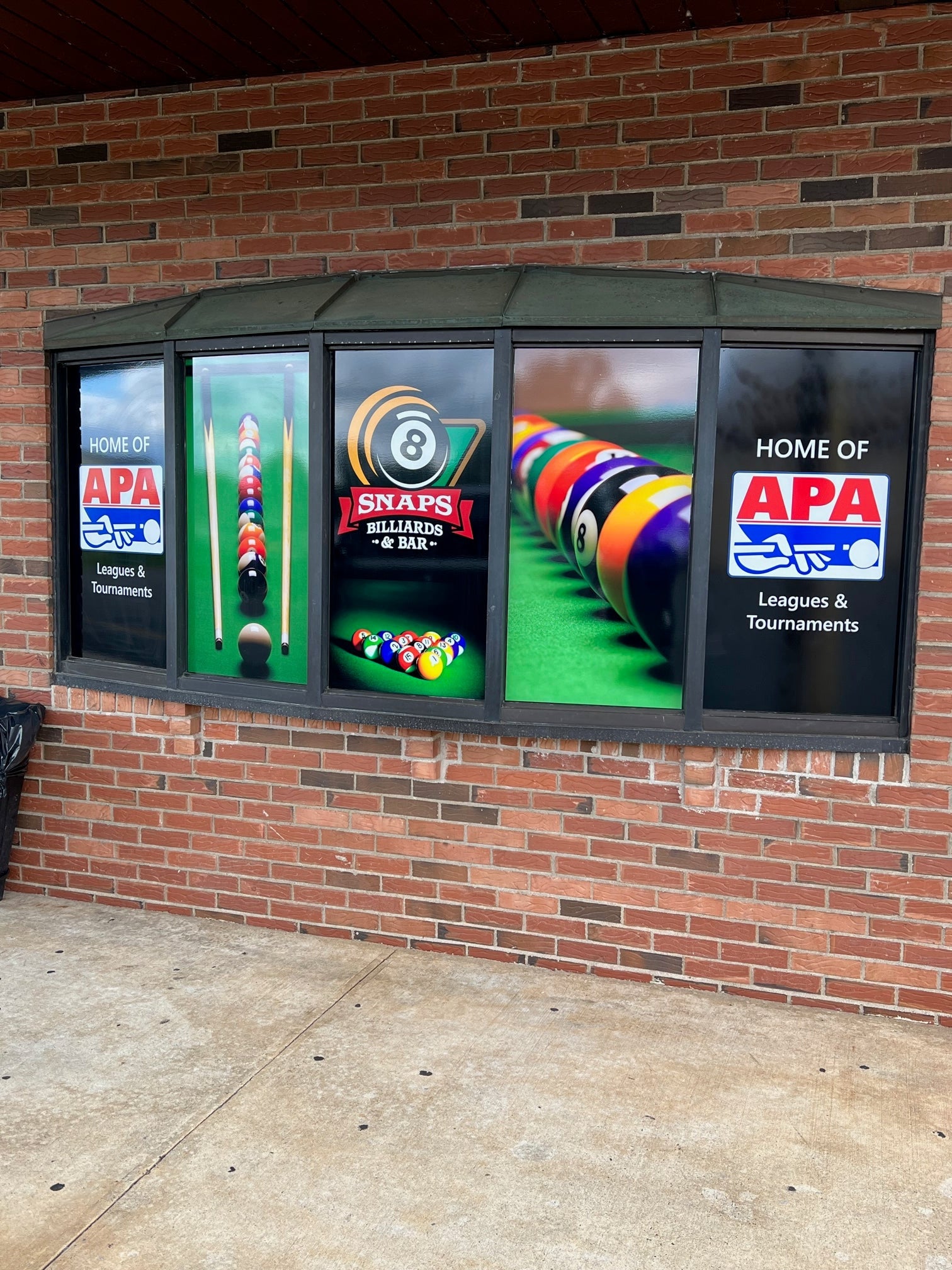 Snaps Billiards Window Graphics