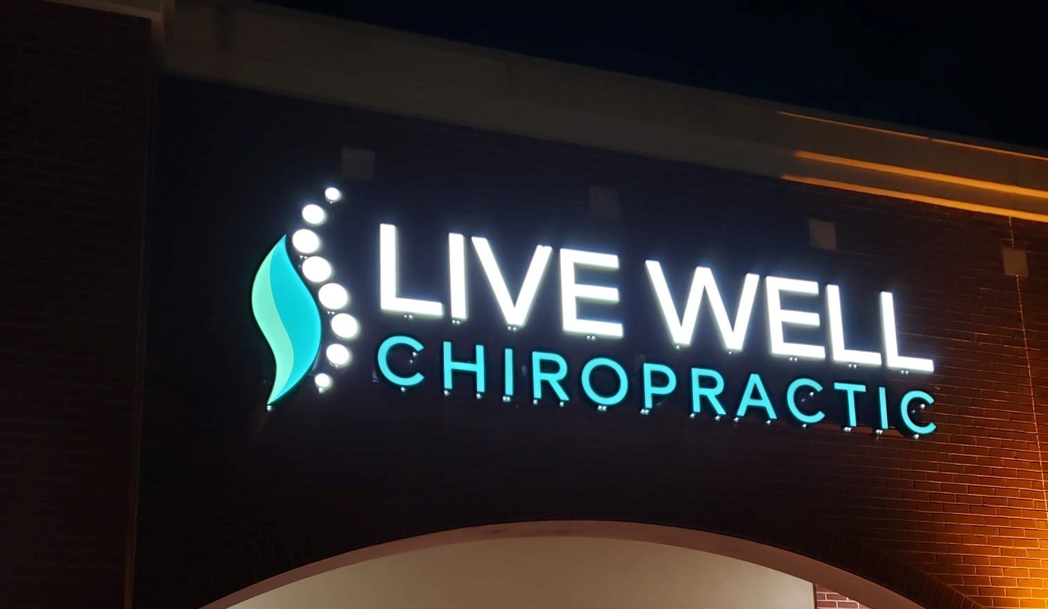 Building & Commercial Signs