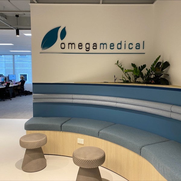 Omega Medical_Sprayed acrylic letters