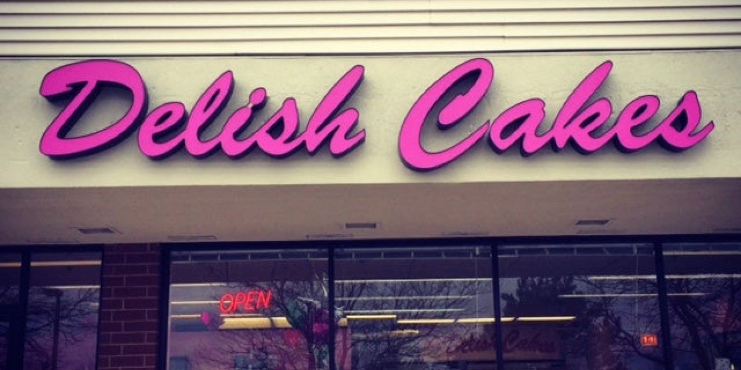 Illuminated & Lighted Signs