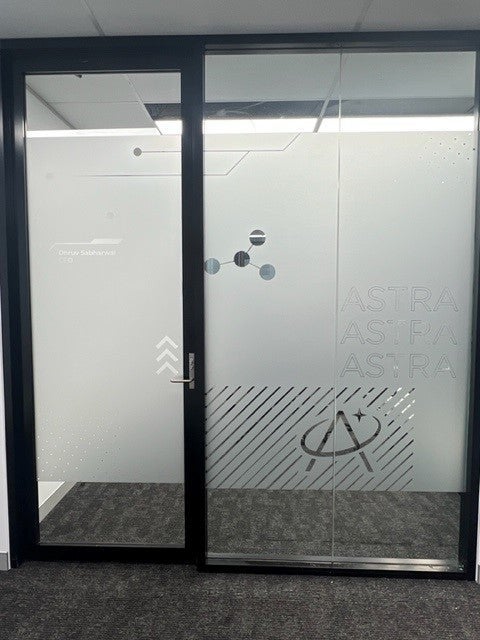 Asta - Frosting with cut Vinyl