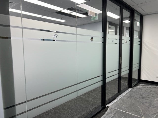 Asta - Frosting with cut Vinyl