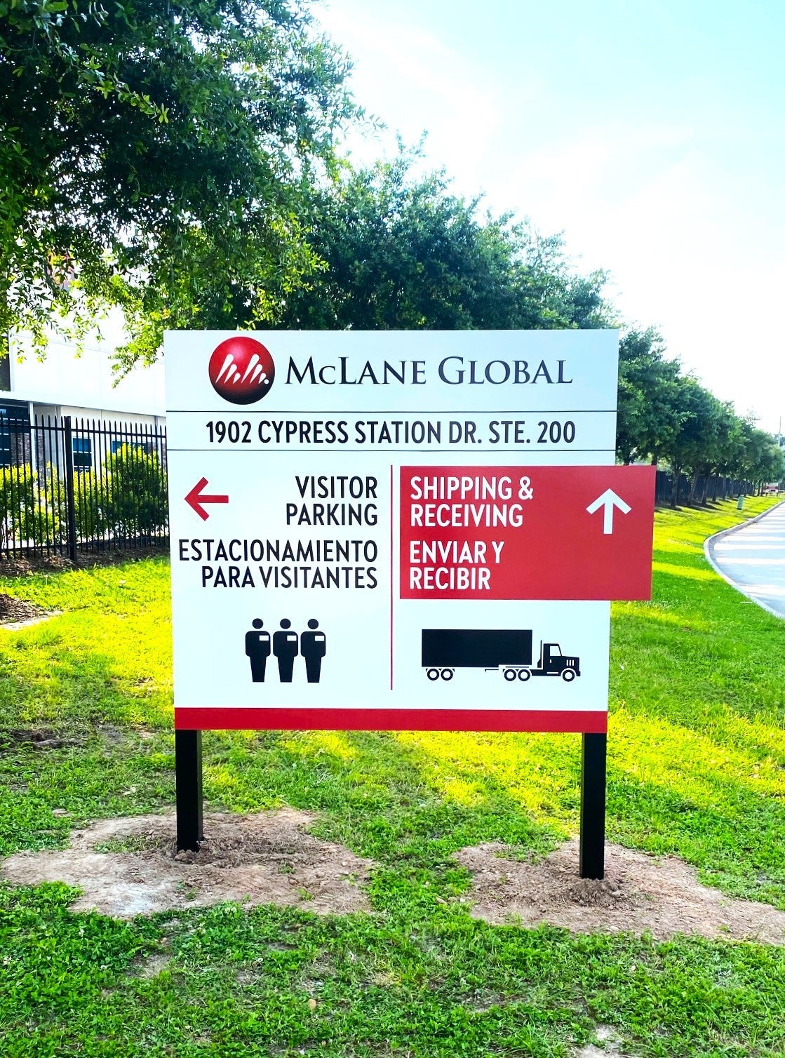 Custom Outdoor Signs for Business