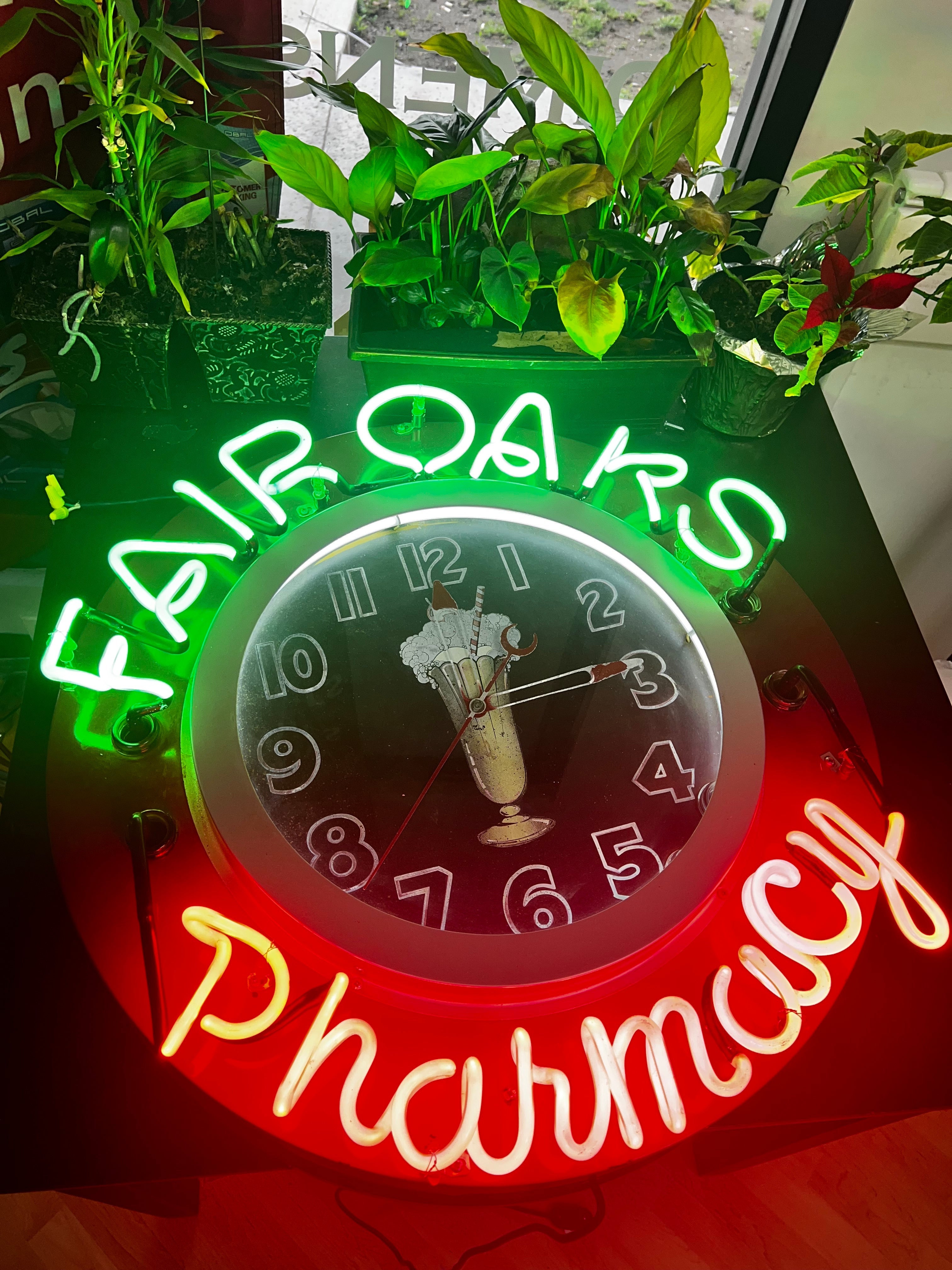 Illuminated & Lighted Signs