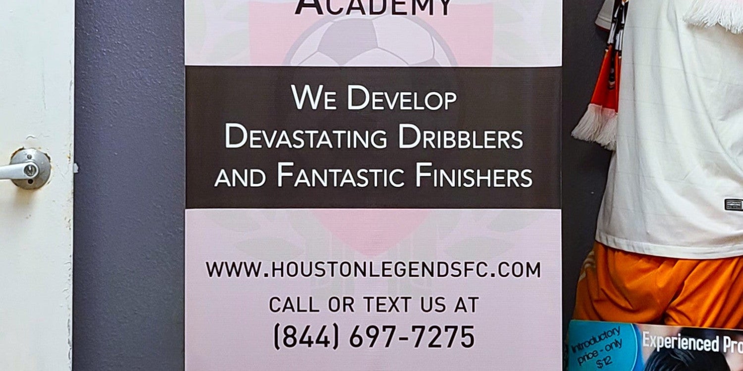 Retractable Banner Stands