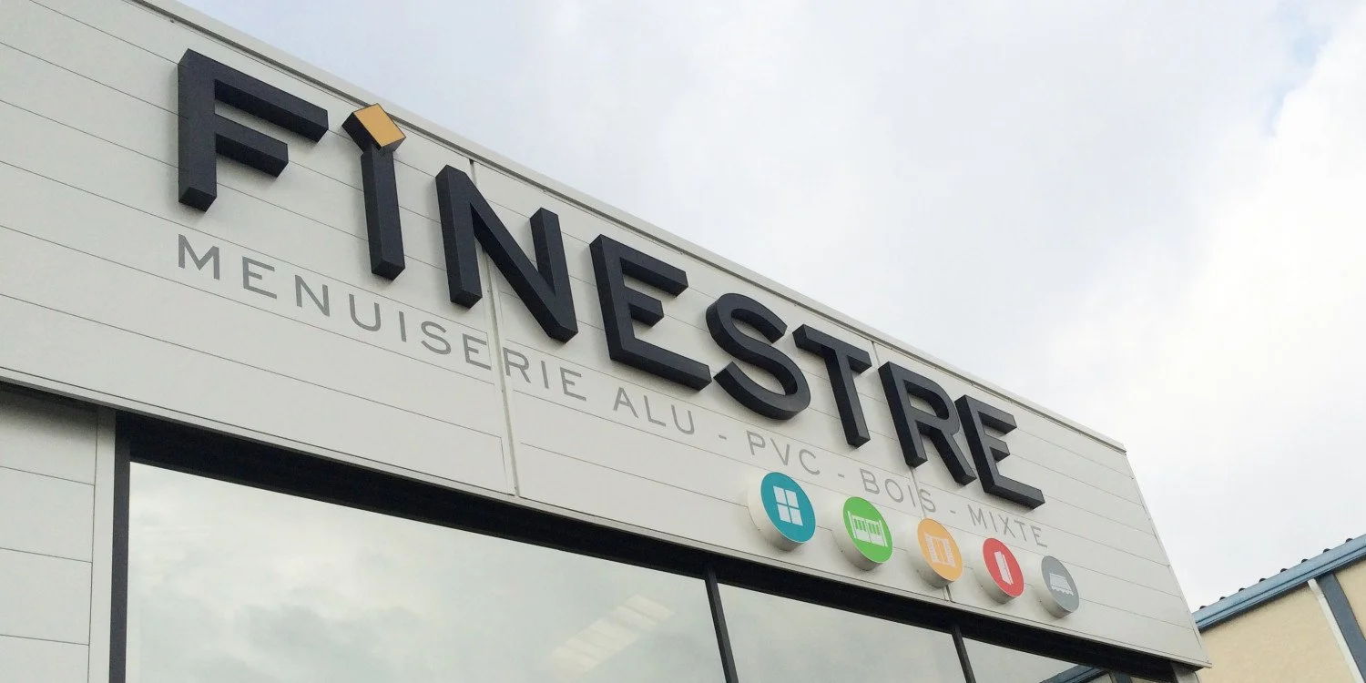 Lettres boitiers