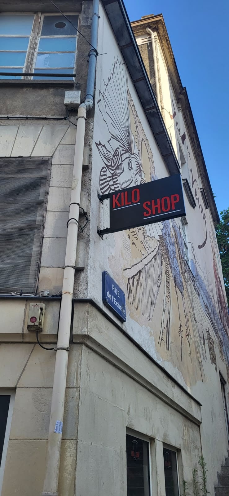 Adhésifs et drapeau double face par Signarama Nantes
