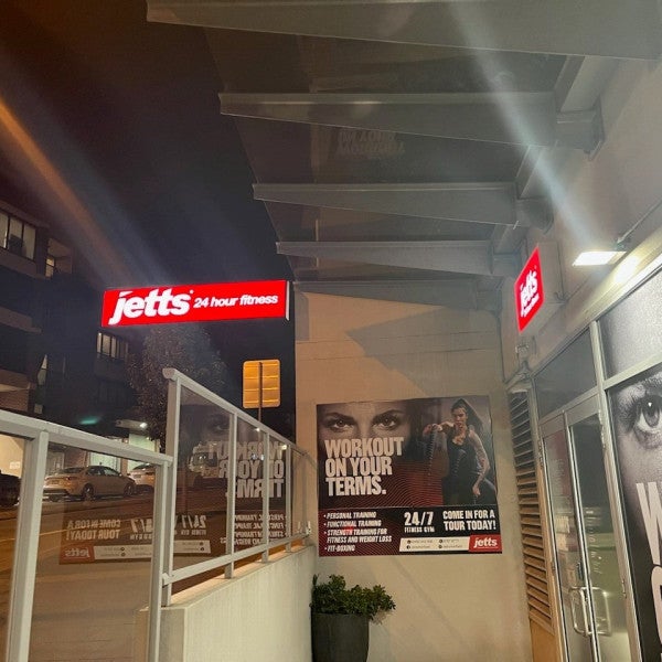 Lightbox at Jett Fitness - Signarama Burwood