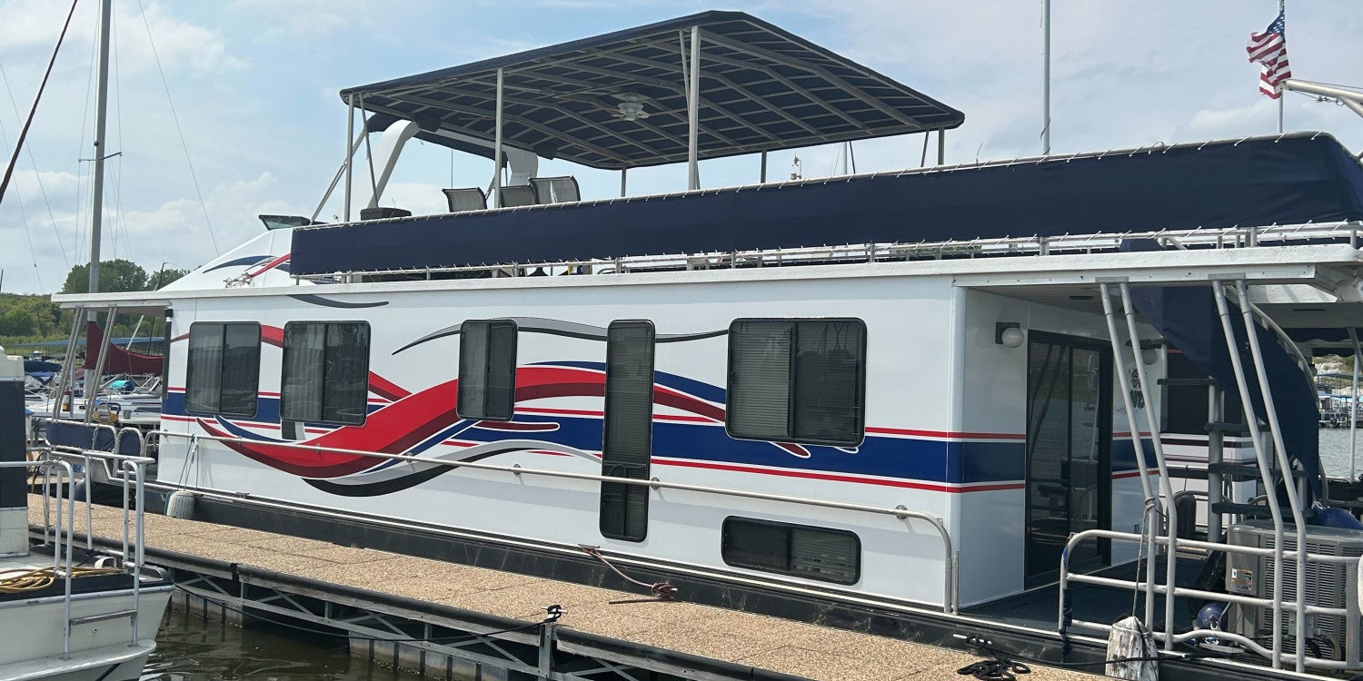 Boat Lettering & Decals