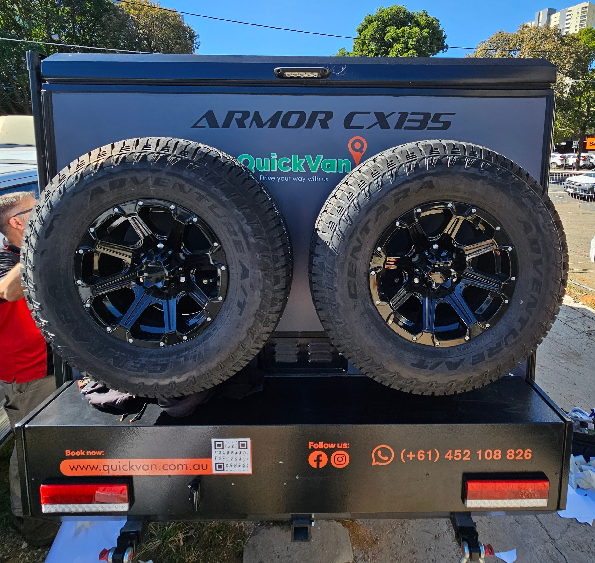 Trailer Signs