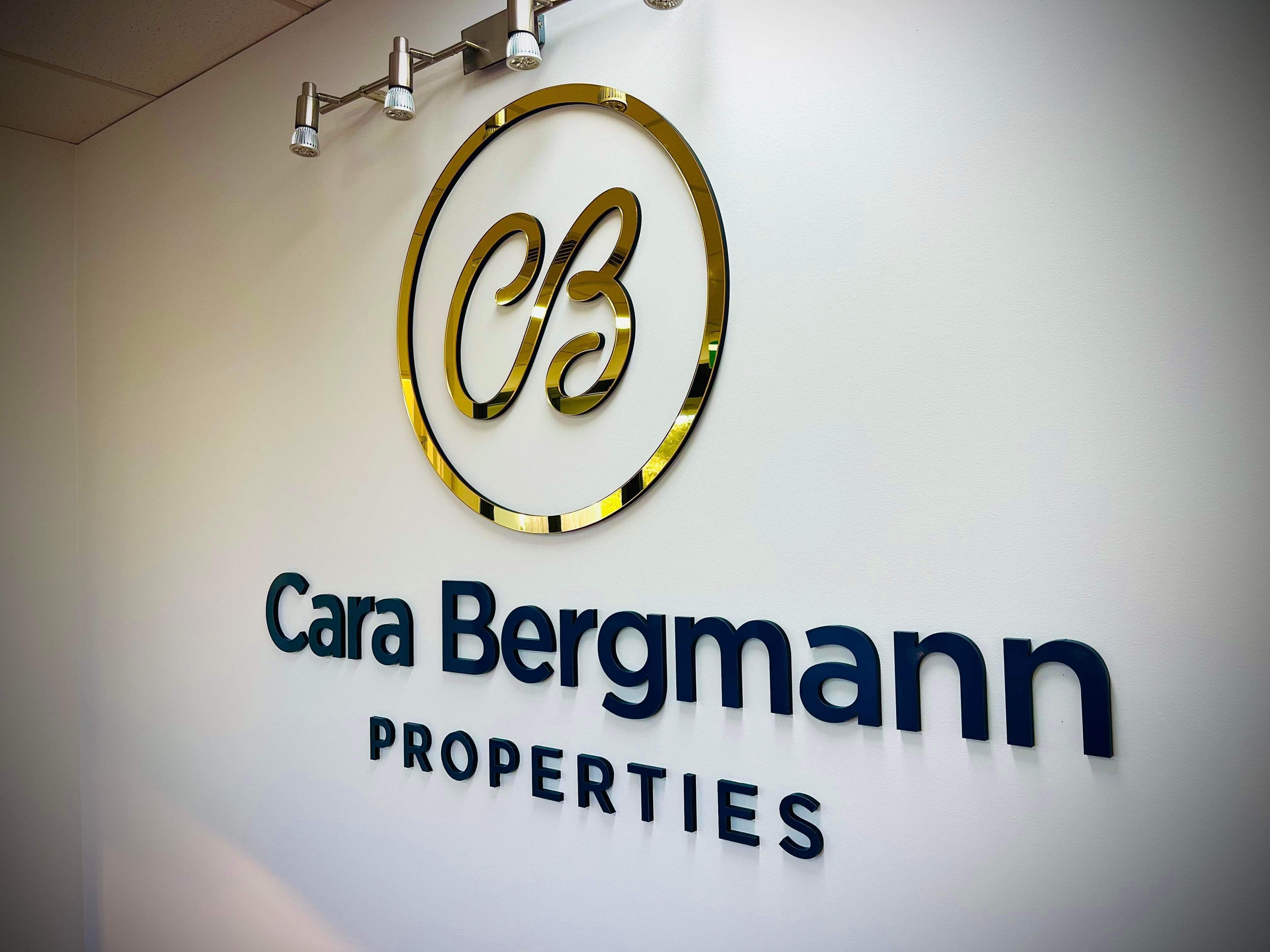 A Touch of Class for Cara Bergmann Properties with Mirror Gold Laser