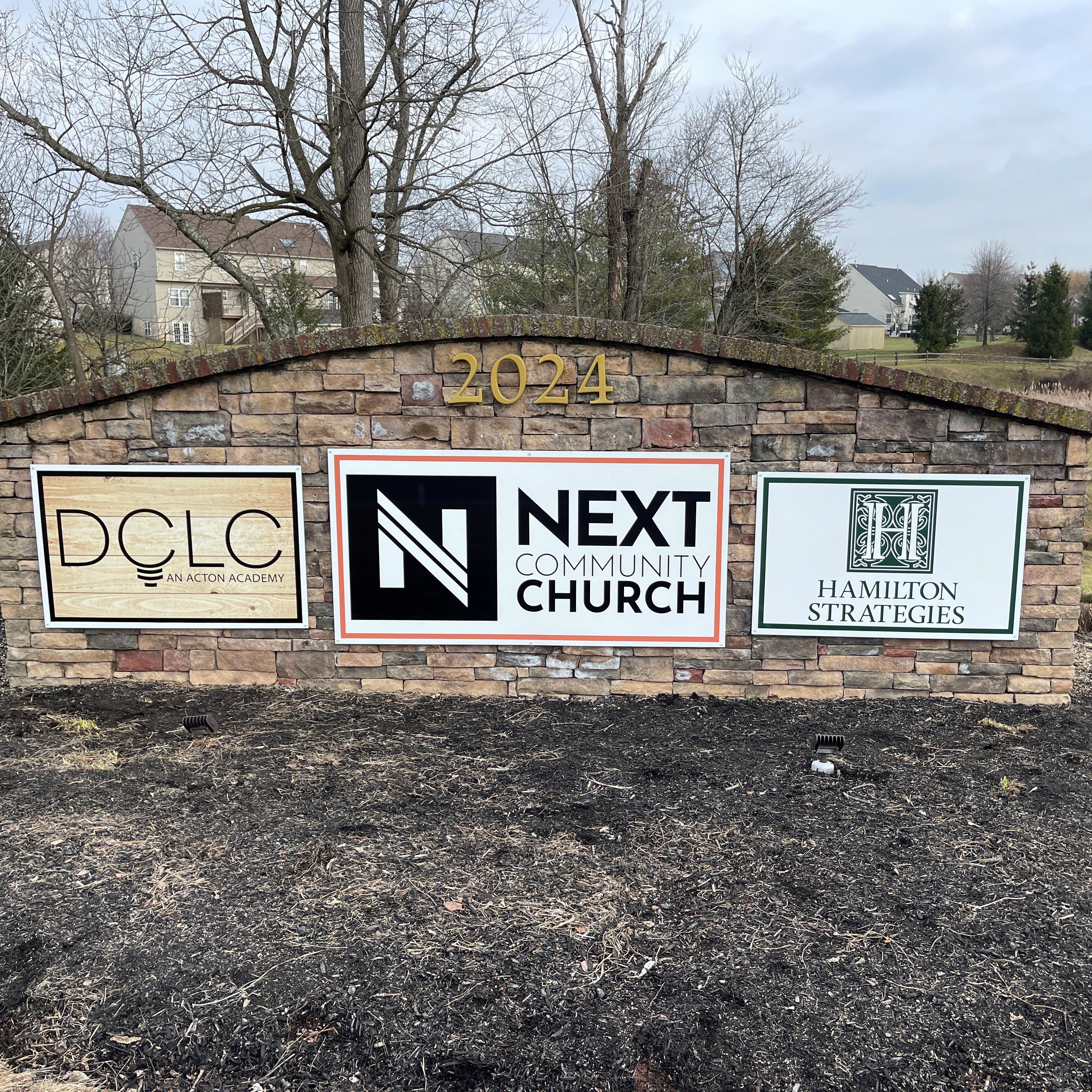 Custom Outdoor Signs for Business