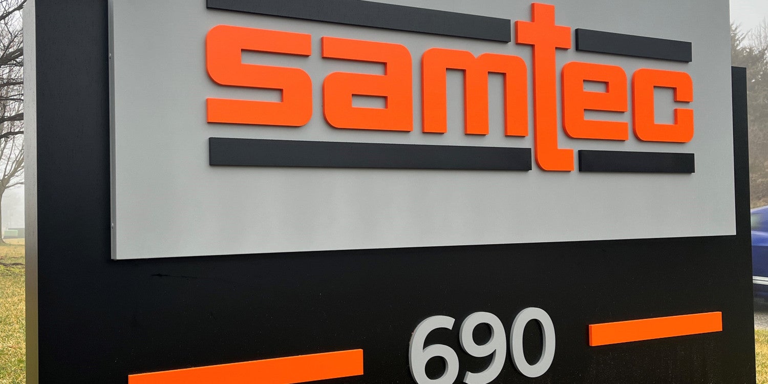 Custom Outdoor Signs for Business