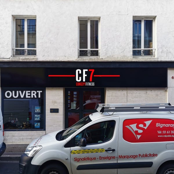 Enseigne lumineuse lettre boitier - CF7