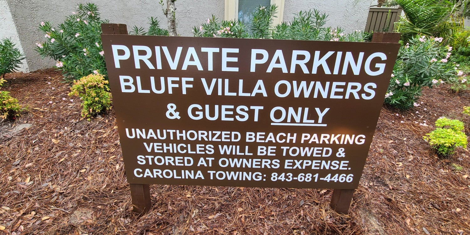 Traffic & Parking Signs