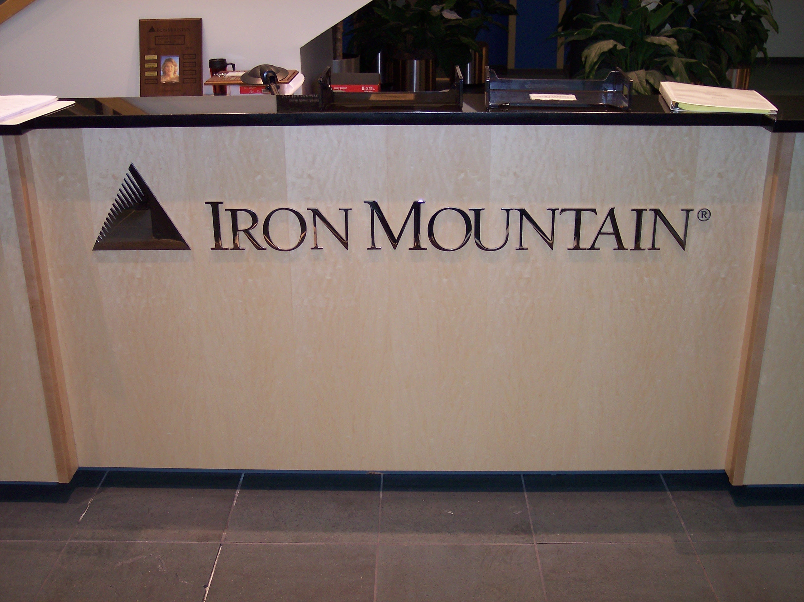Indoor & Interior Business Signs
