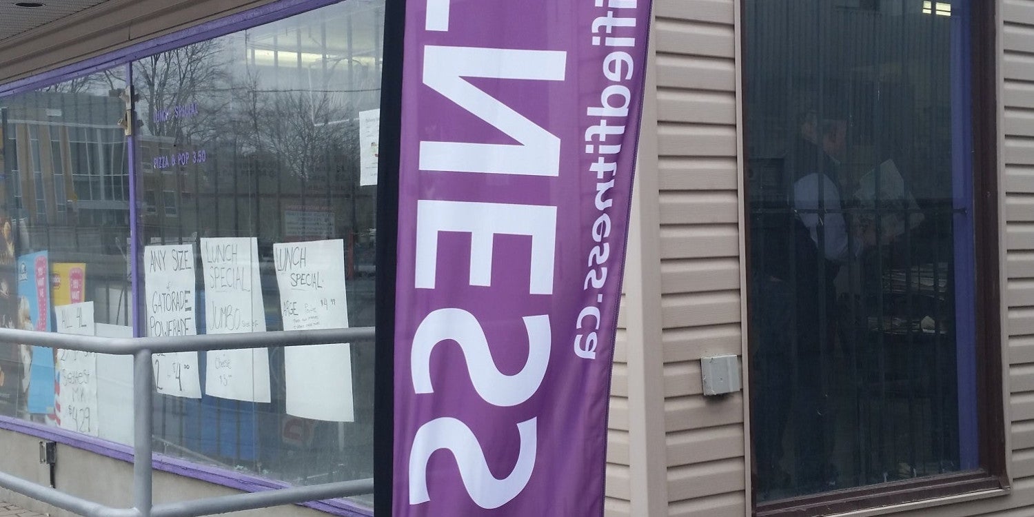Teardrop Banners & Flags