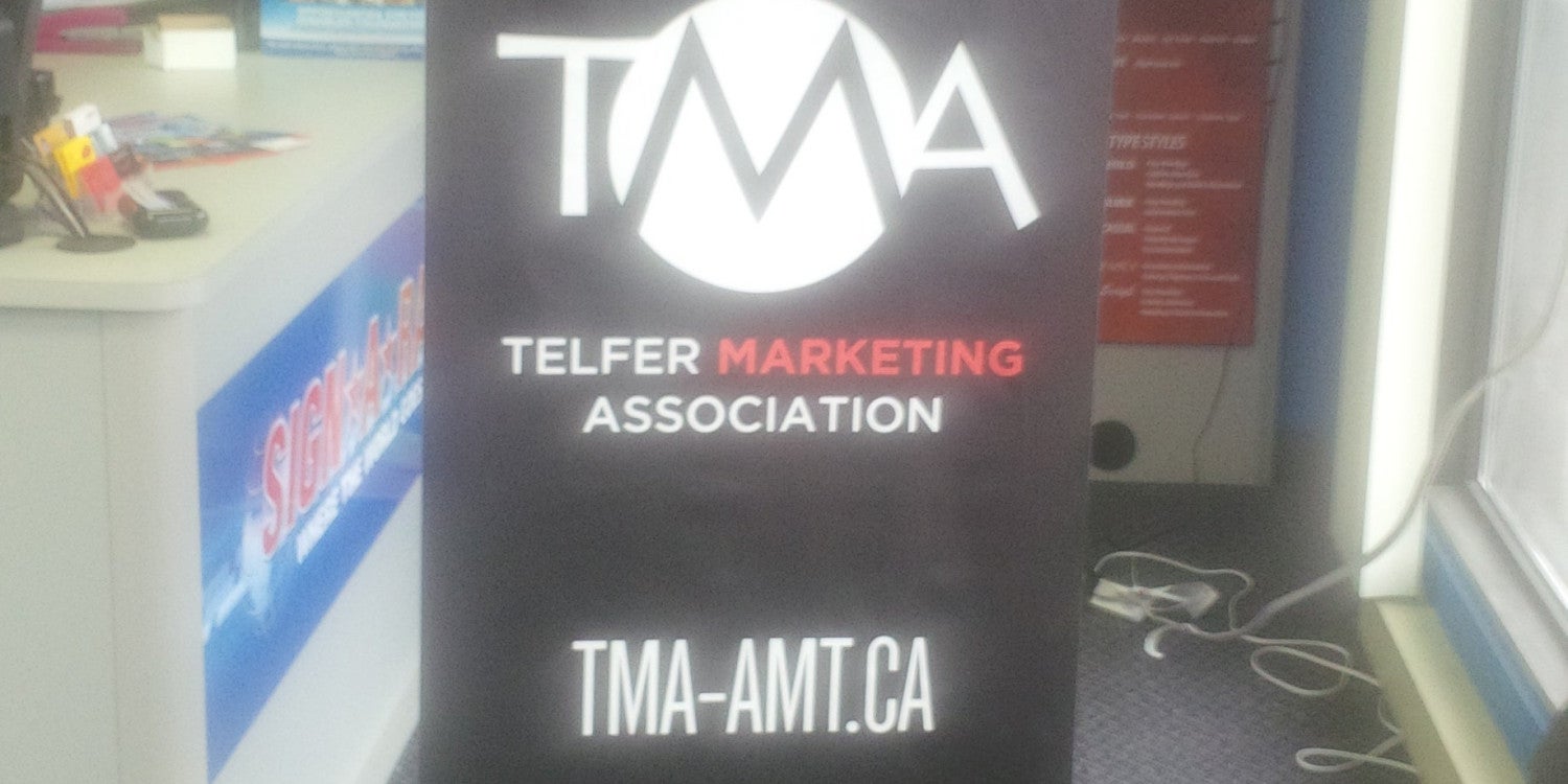 Retractable Banner Stands