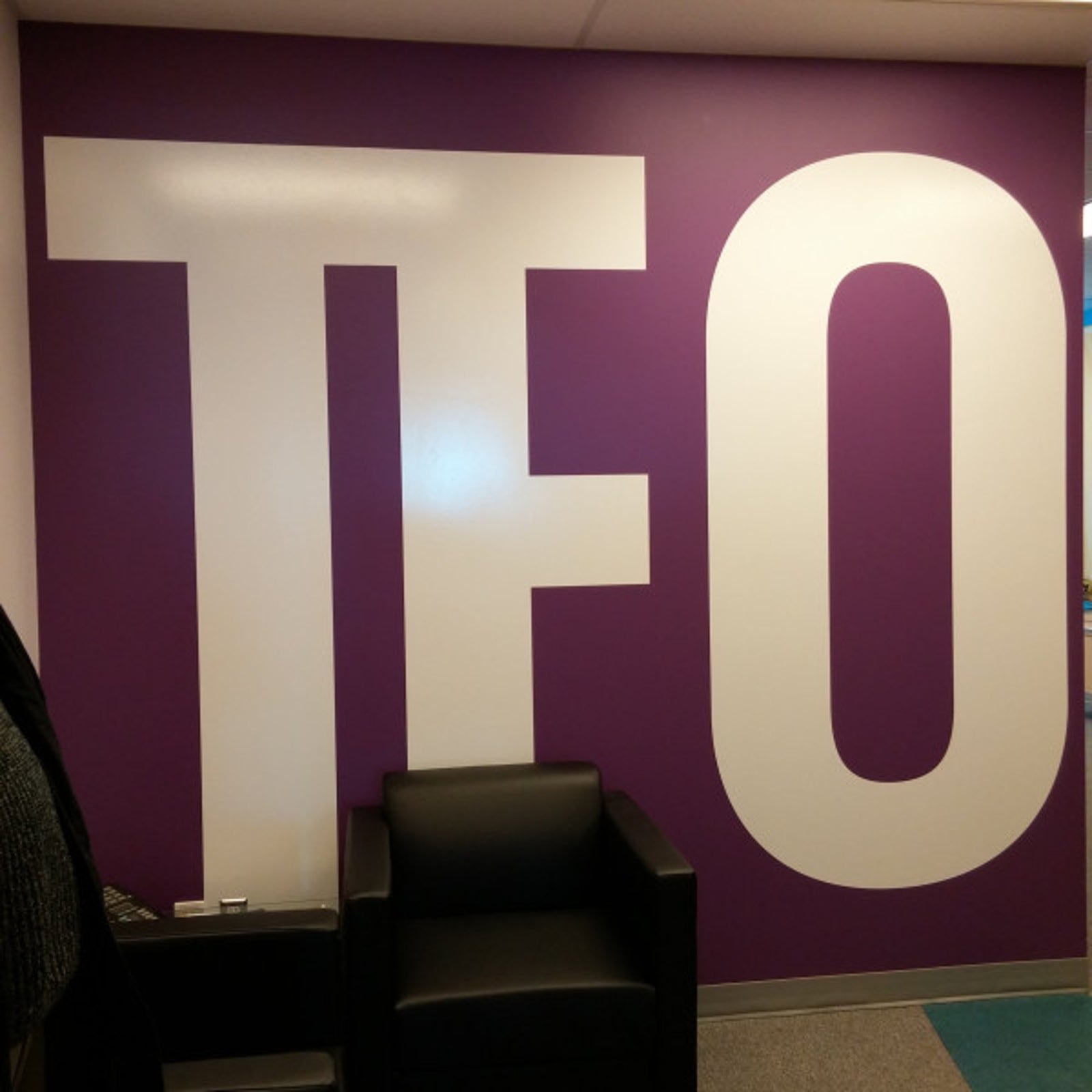 wall lettering large