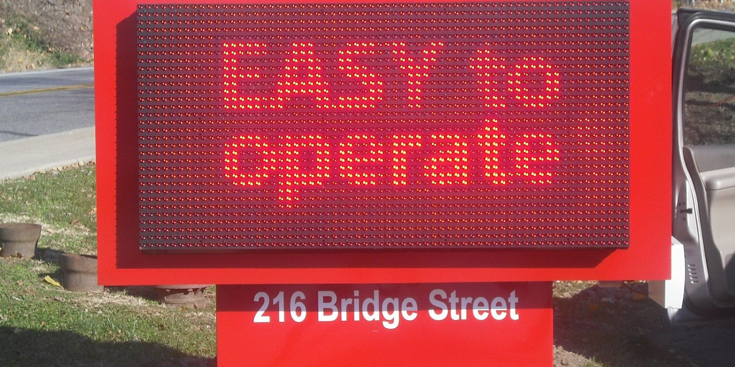Digital Signs & Displays