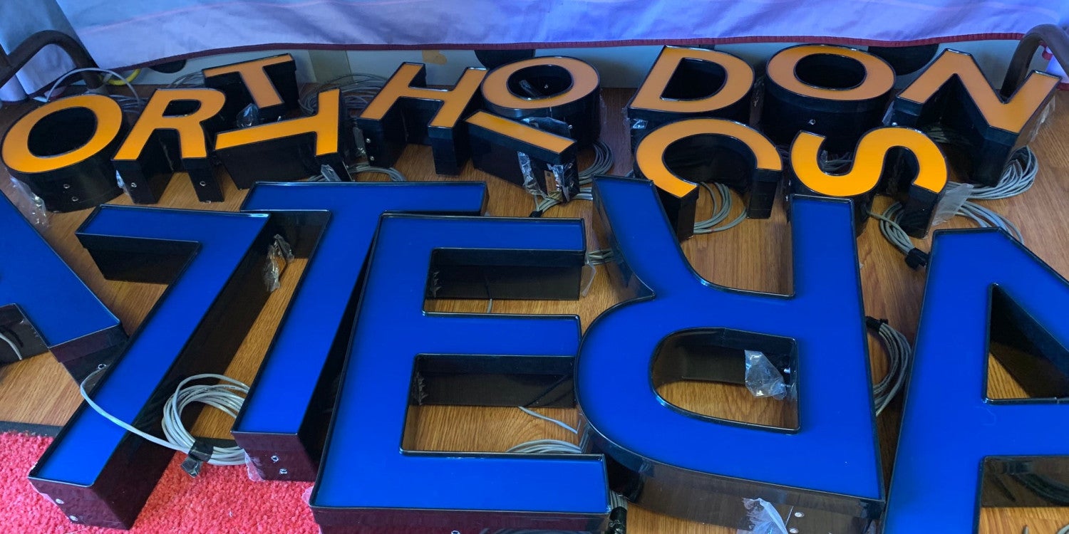 Sign Fabricators
