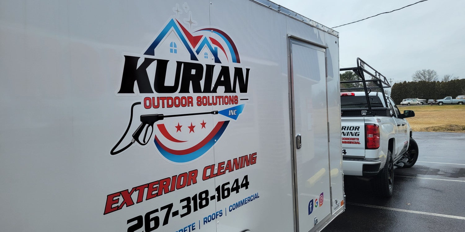 Trailer Wraps, Signs & Graphics
