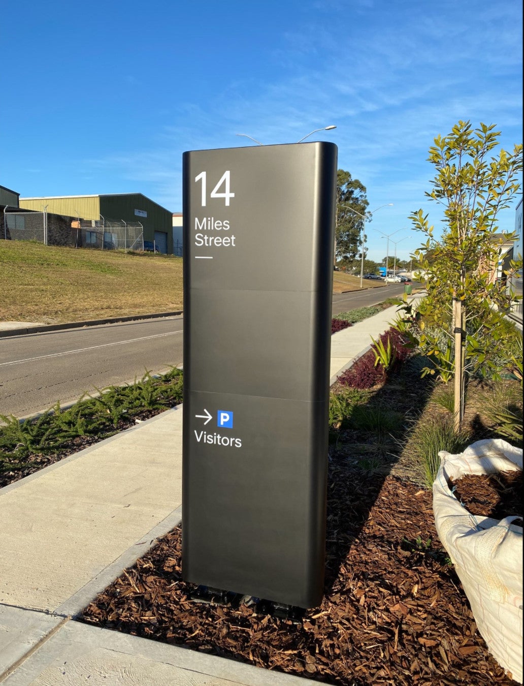 Bankstown Airport_Custom Pylon Signage