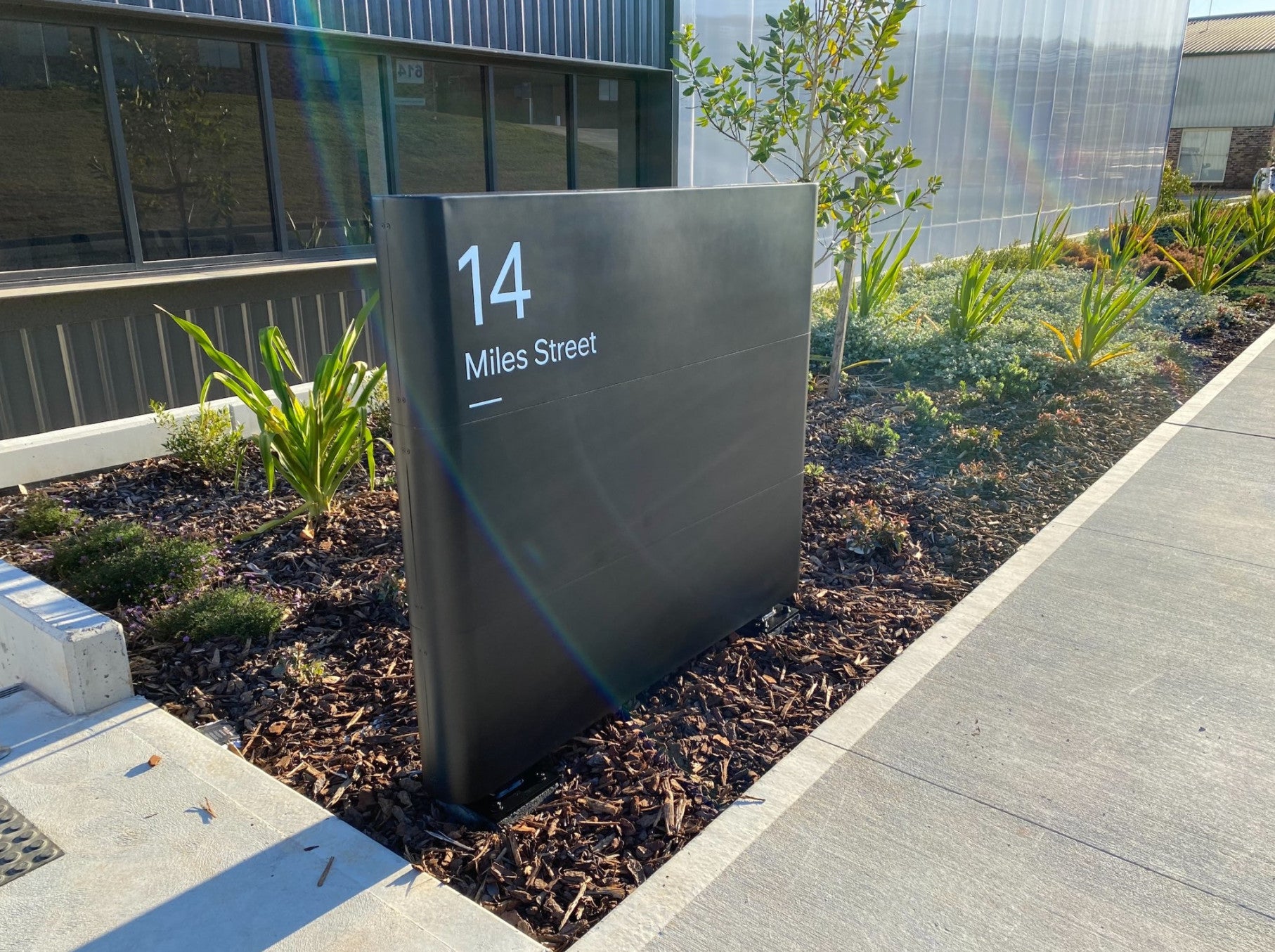 Bankstown Airport_Custom Pylon Signage