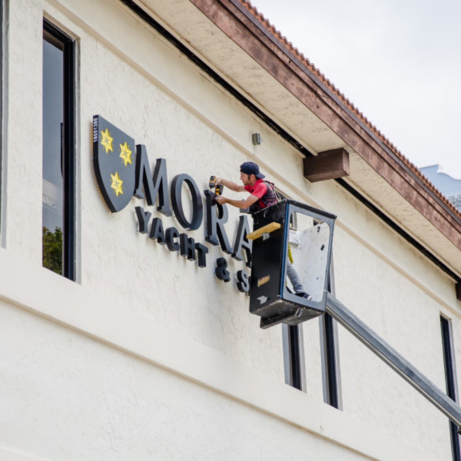 Sign Maintenance