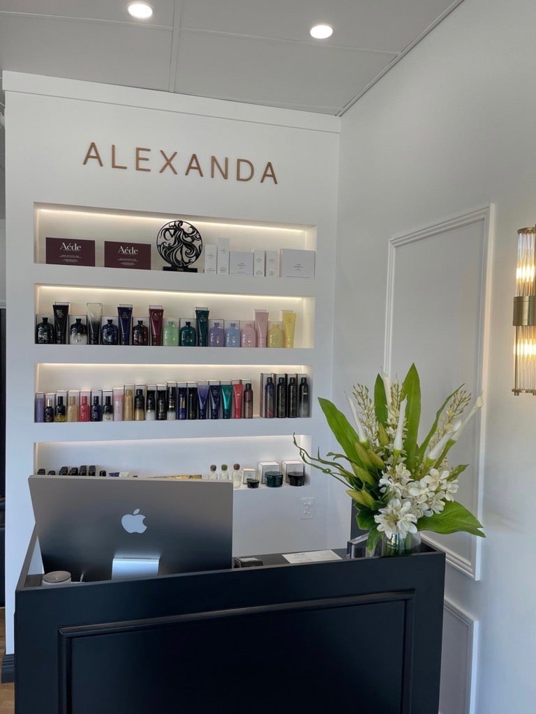 Alexanda Hair