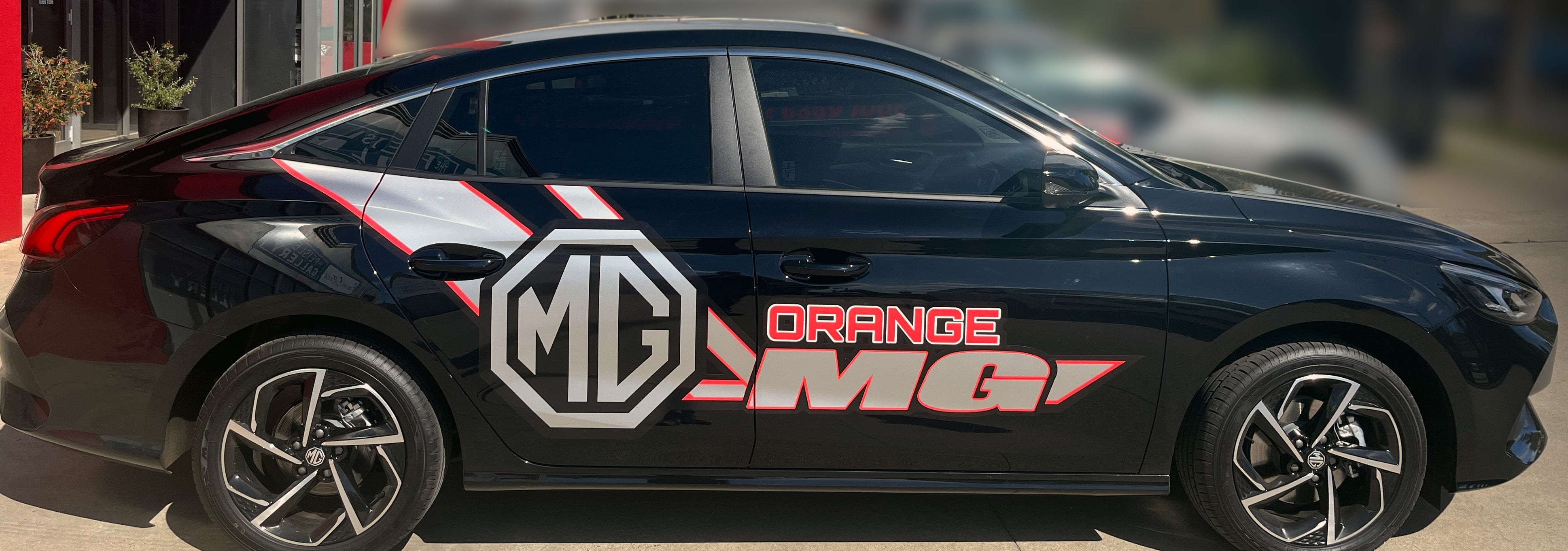 Orange MG 5 Graphics