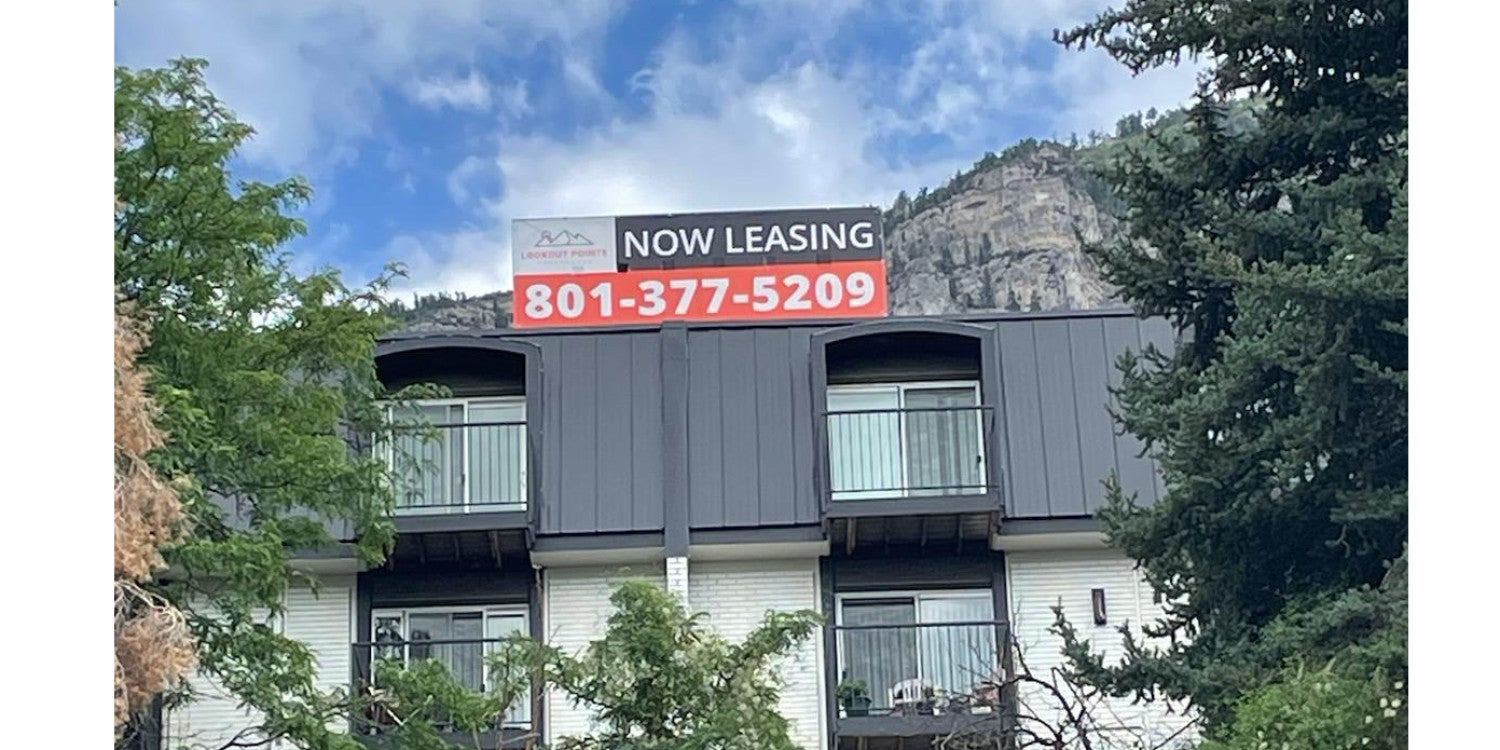 Building & Commercial Signs