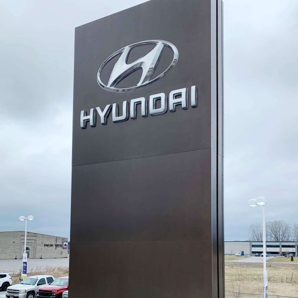 Hyundai Pylon Sign